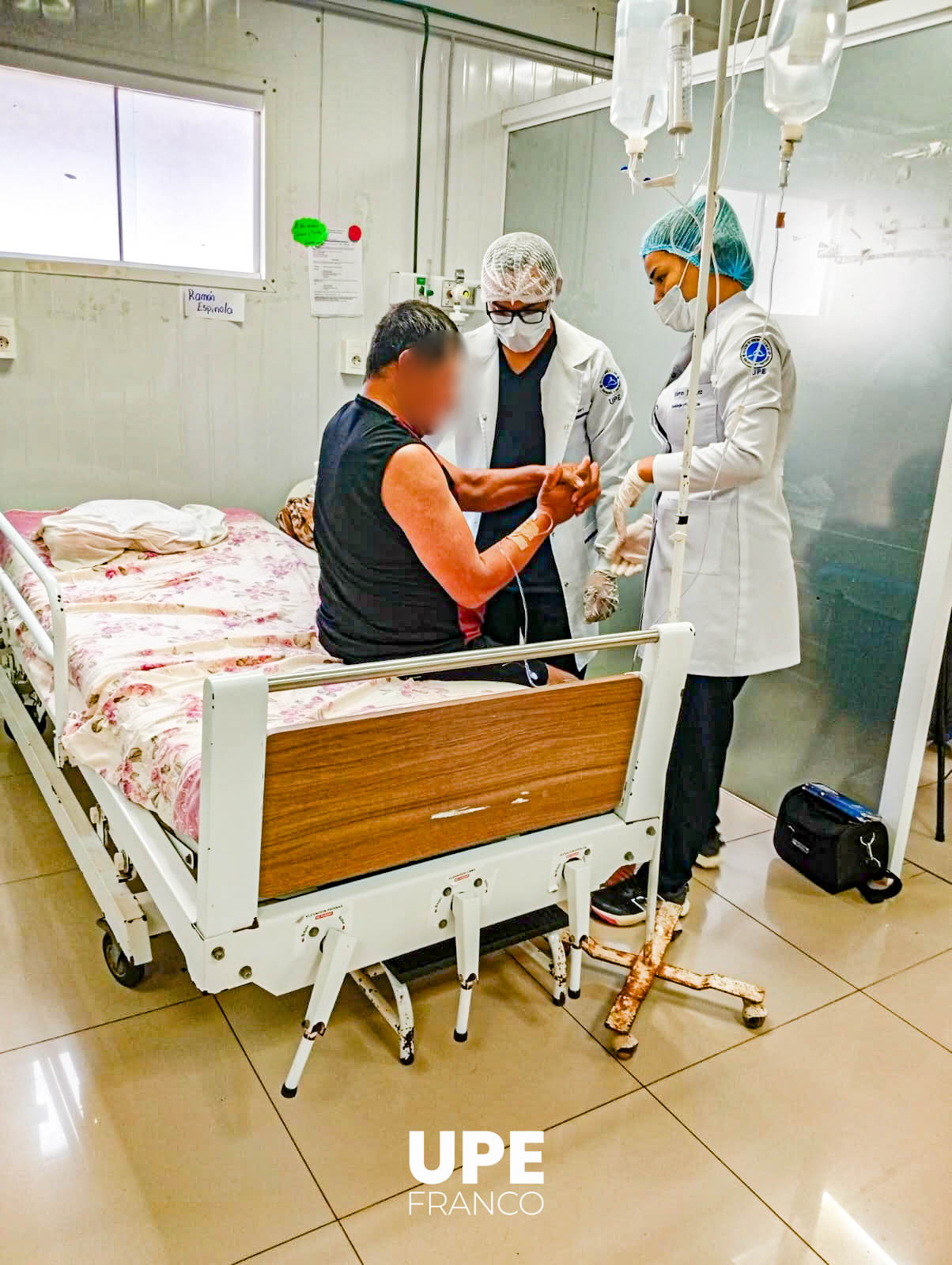 Práctica Clínica: Estudiantes de Kinesiología y Fisioterapia visitan el Hospital Regional de CDE